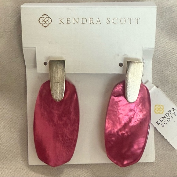 Kendra Scott  Aragon Drop Earrings Fuchsia Statement Earrings - Picture 1 of 5